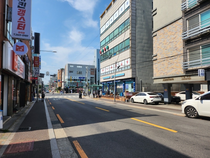 본건 서측 접면도로