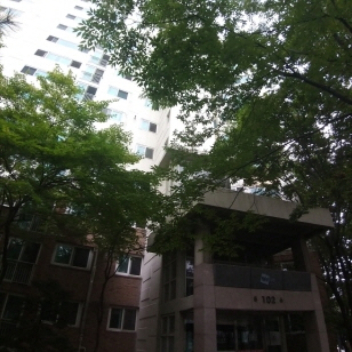 건물 전경