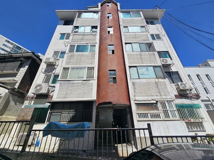 본건소재 건물
