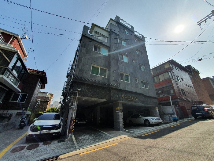 본건물