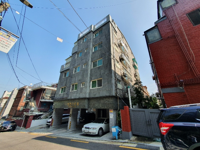 본건물