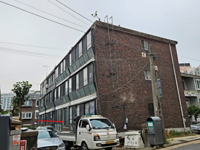 본건 건물 전경 2