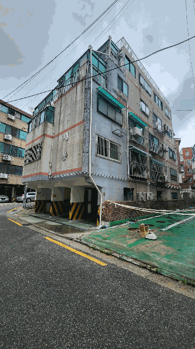 본건건물 전경