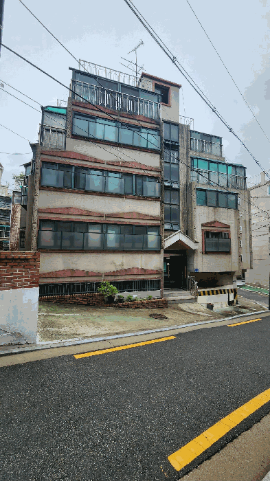 본건건물 전경