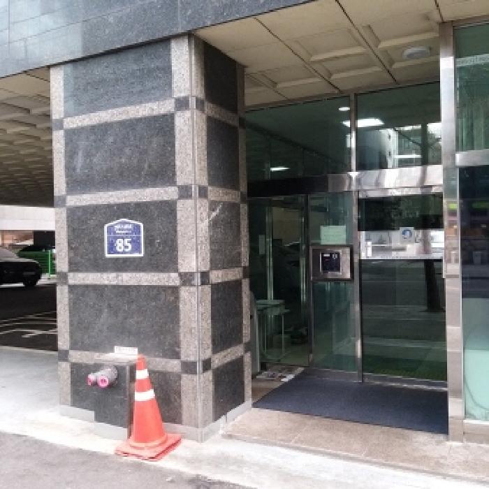 공동 출입문