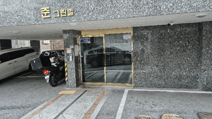전체 출입구(1층)