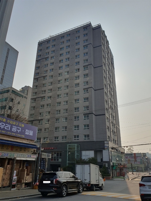 본동 전경