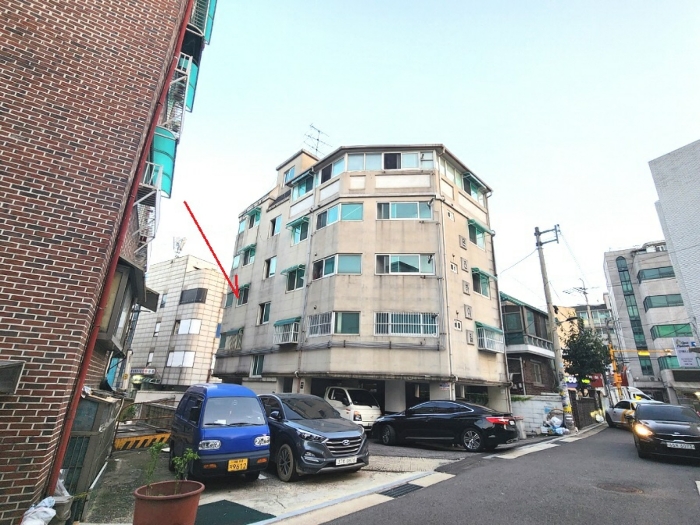 북서측에서 촬영