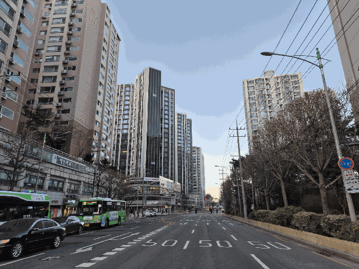 접면도로 및 주위환경
