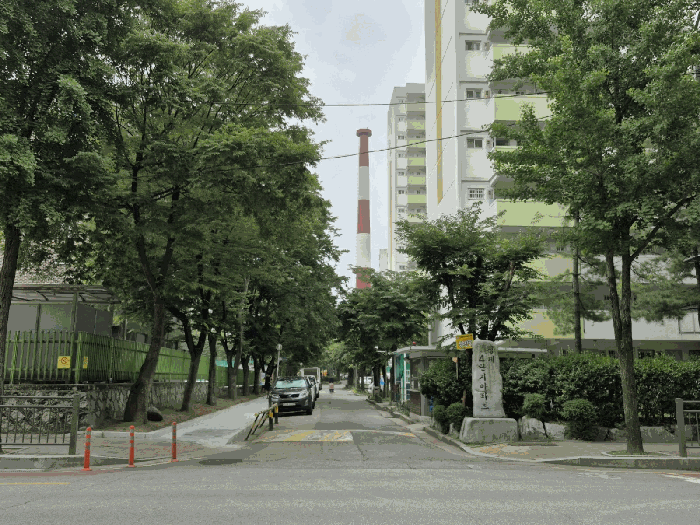 아파트 주출입구
