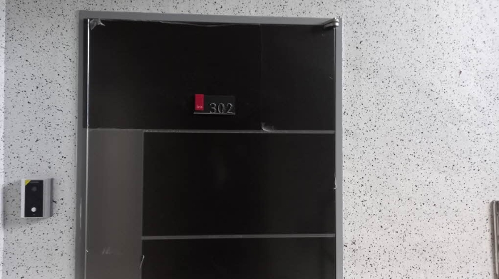 1동 주택 302호