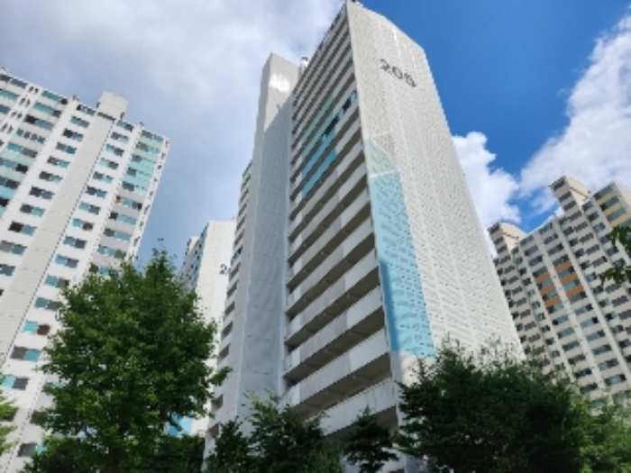 1동 건물 전경