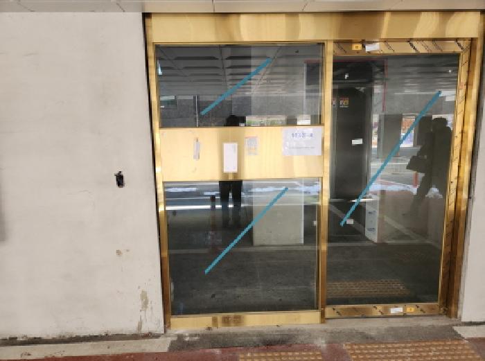 목록3~19 건물 1,2라인 공동현관 출입구