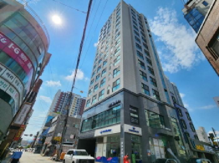 이건 부동산 외관 전경