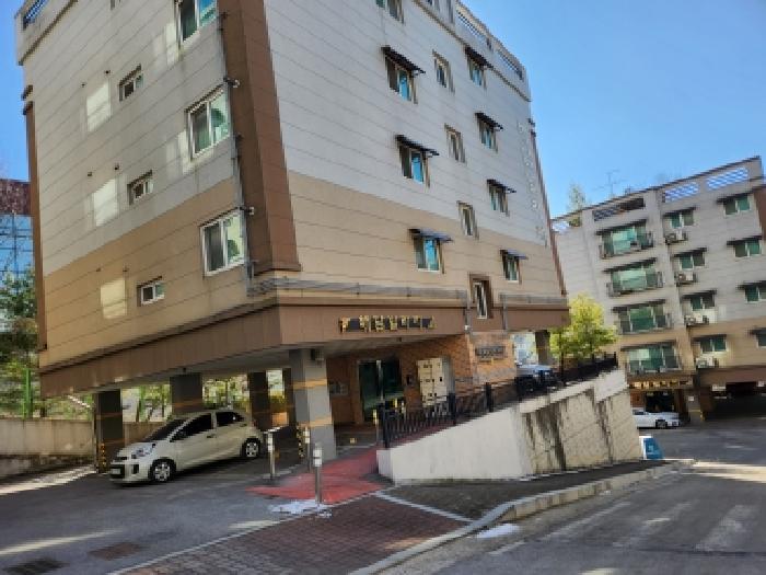 본건 전경(3동)