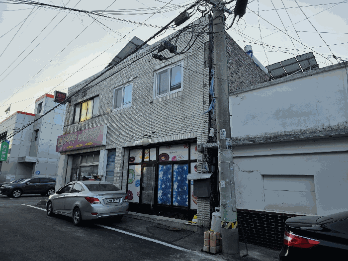 일련번호(2) 및 제시외 건물 ㉠