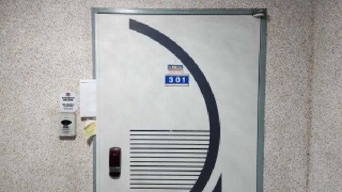 목록1. 세대 출입문
