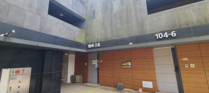 목록 1 건물 전경