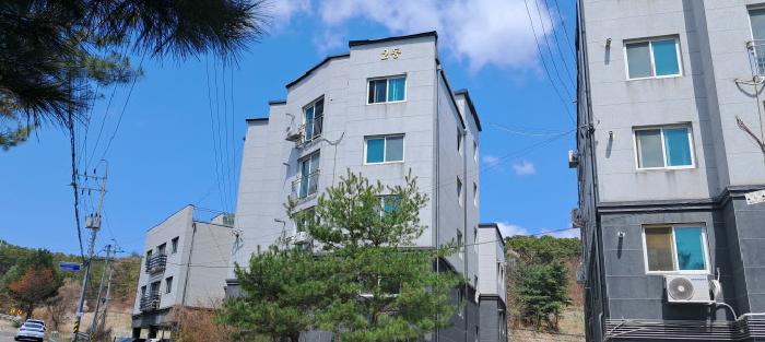건물 전경