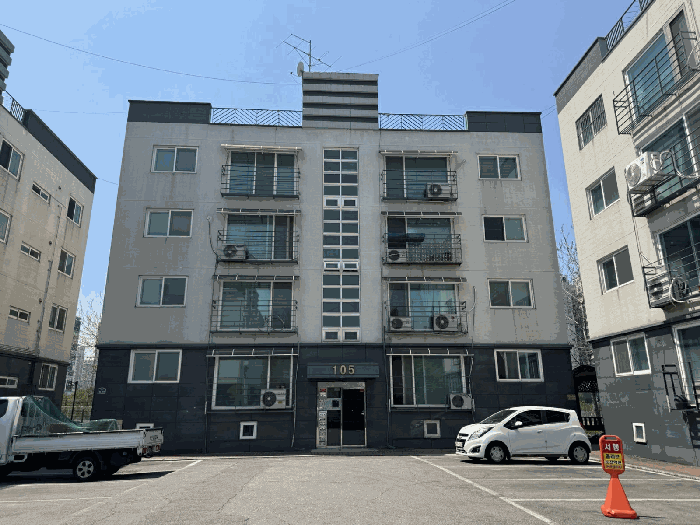 본건 105동 전경