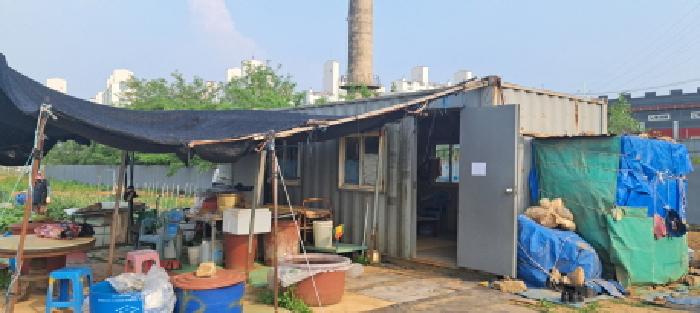 목록25 토지 전경(2) 제시외 컨테이너 1동