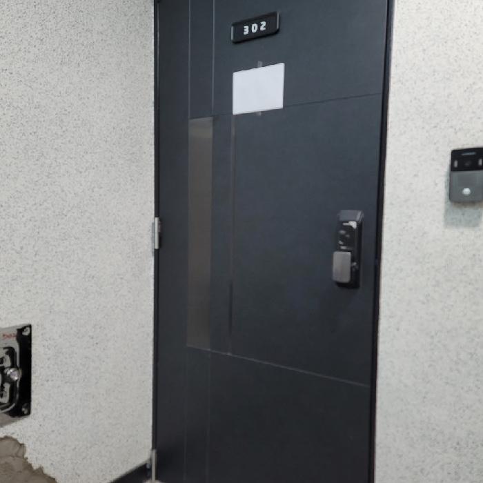 본건 건물 302호 전경