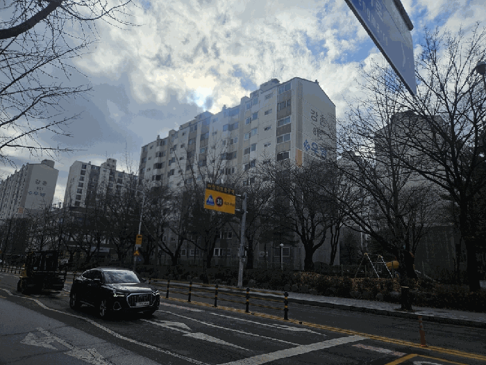 본건 소재 건물 전경