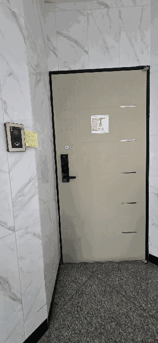 본건현관입구전경