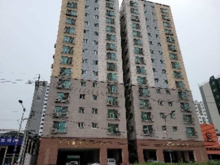 건물 전경(좌측이 101동, 공부상 A동 건물임)
