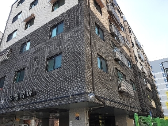 본건 전경(건물명)
