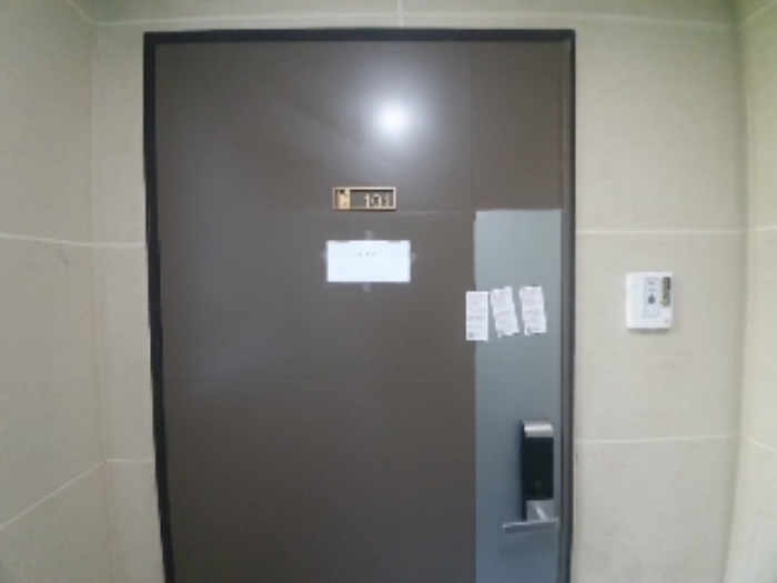 세대출입문