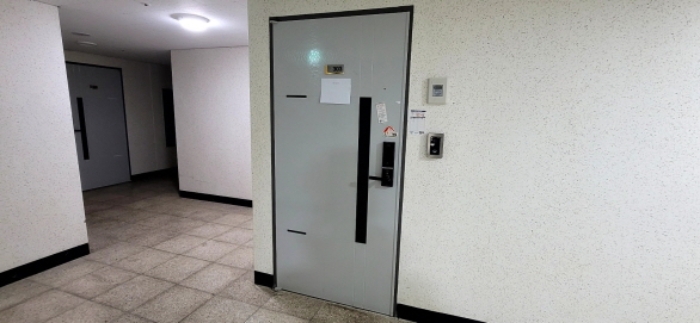 303호
