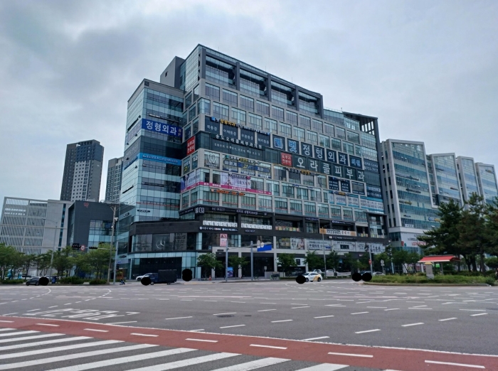 본건 외부 전경