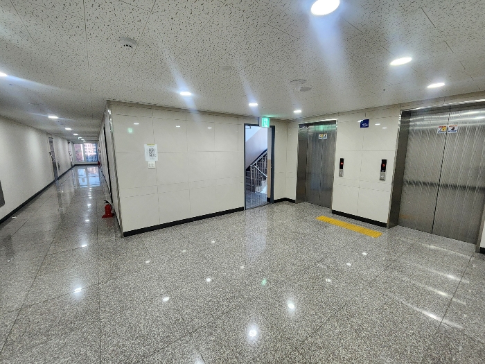 15층 복도