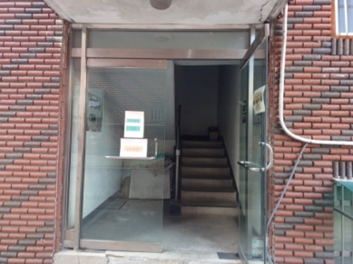 1층 주 출입구