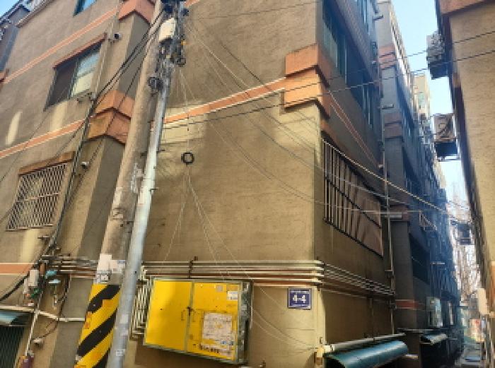 건물 전경