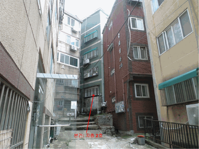 본건이 속한 건물의 전경