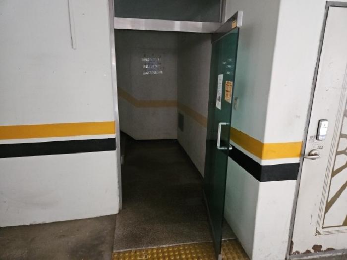 공동출입구