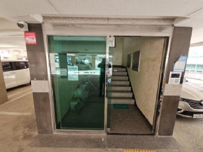 공동출입구