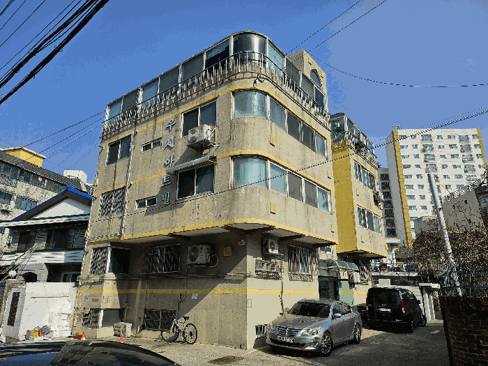 본건이 속한 동 남측 전경