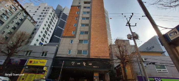 1동 건물 전경