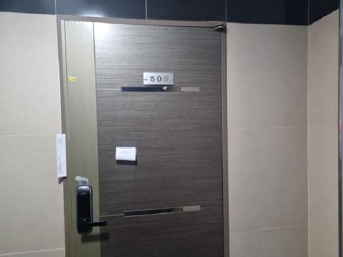 세대출입문