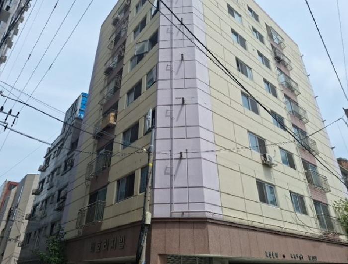건물 전경