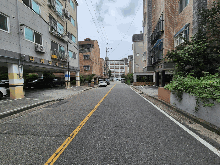 서측 접면도로