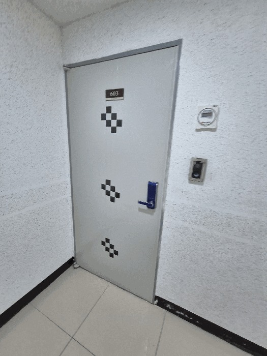 현관문(기호3)