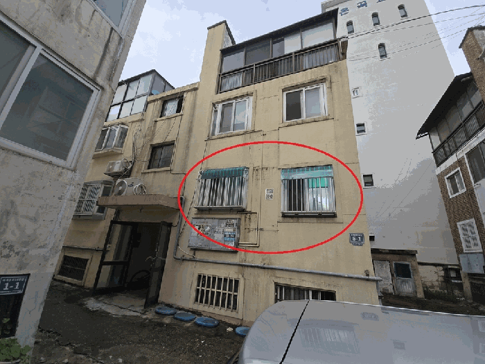 건물 서측 전면