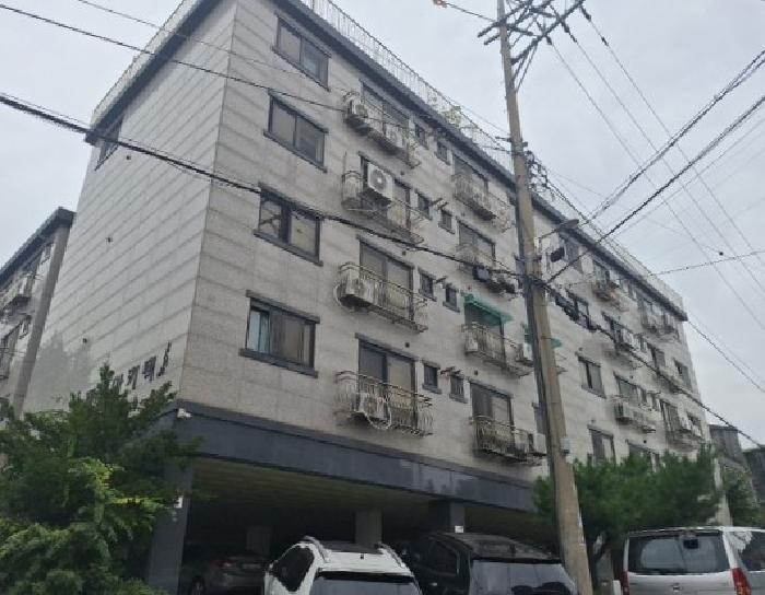 건물 전경
