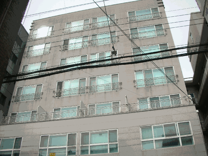 동측전경
