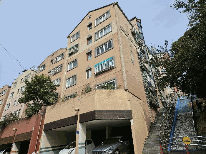 본건 남동측 인근에서 촬영
