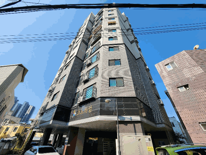 본 건 소재 건물 전경